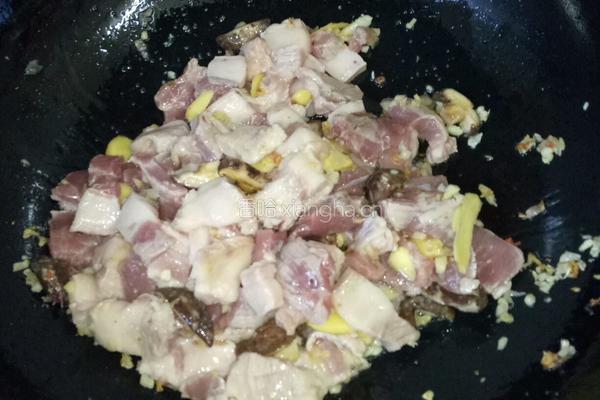 香菇酱肉的做法图解5