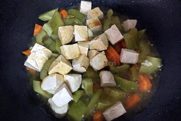苦瓜烧豆腐的做法图解6