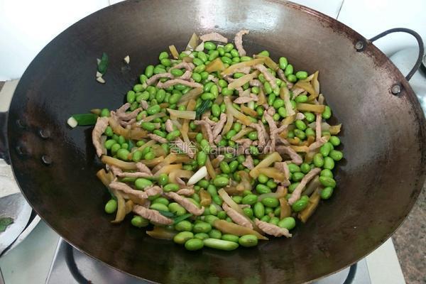 榨菜炒毛豆的做法图解8