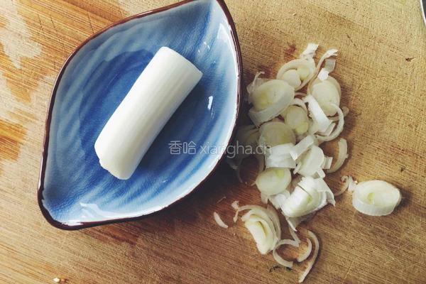 豆腐干炒青椒的做法图解3