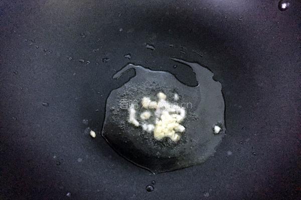 咸菜炒猪肉的做法图解2