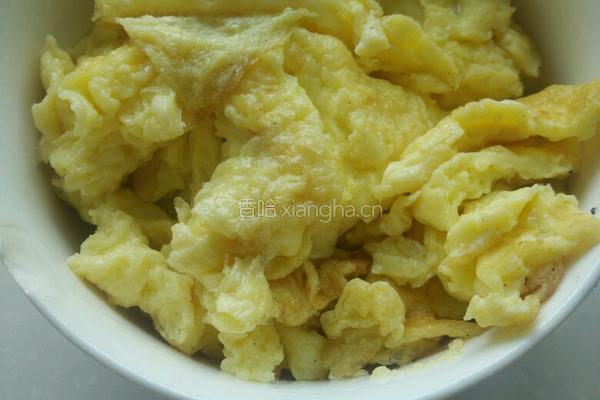 豆芽焖饼条的做法图解5