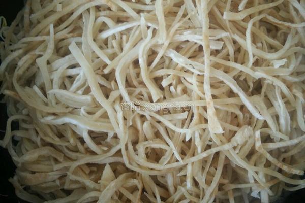 豆芽焖饼条的做法图解8