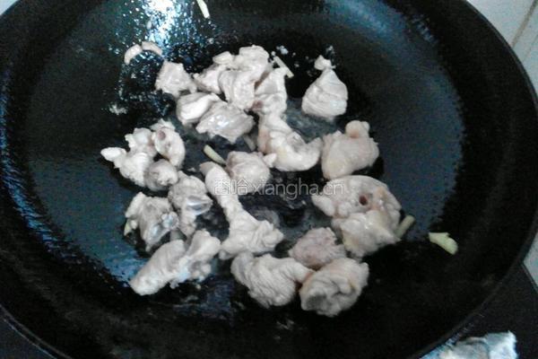腐乳汁杏鲍菇烧鸡的做法图解5