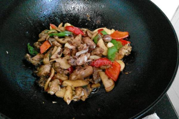 腐乳汁杏鲍菇烧鸡的做法图解10