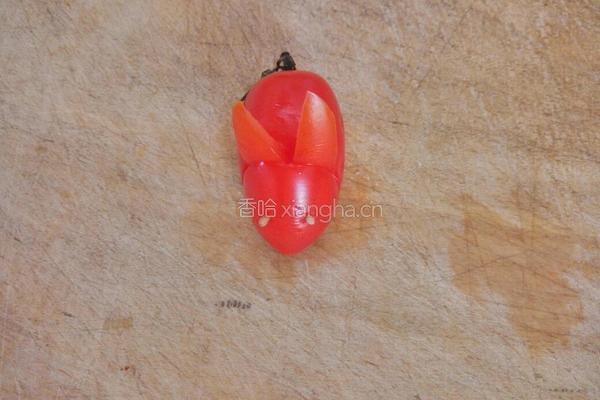 圣女果小兔子的做法图解4
