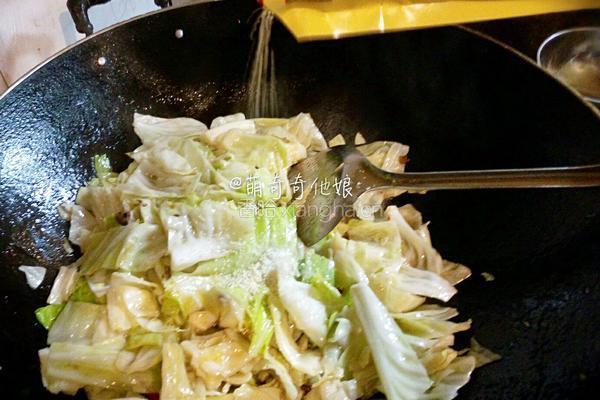 炝圆白菜的做法图解8