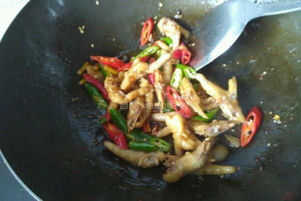 炒鸡爪的做法图解6
