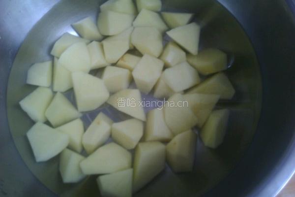 猪蹄炖土豆的做法图解10