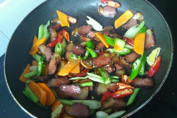 红烧腊肉的做法图解8