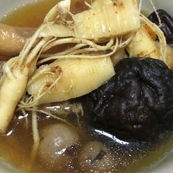 东北人参炖鸡汤的做法[图]