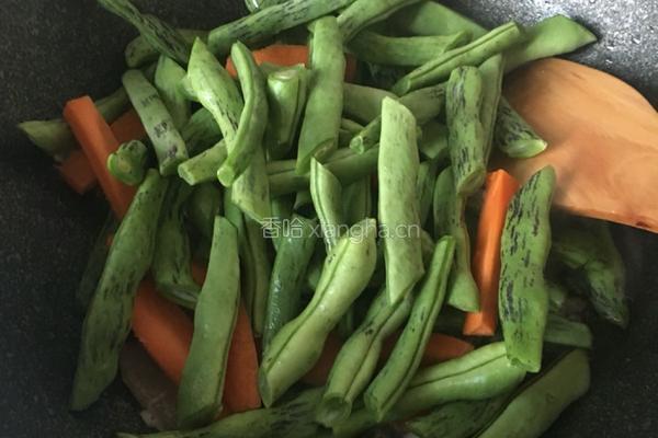 土豆焖豆角的做法图解12