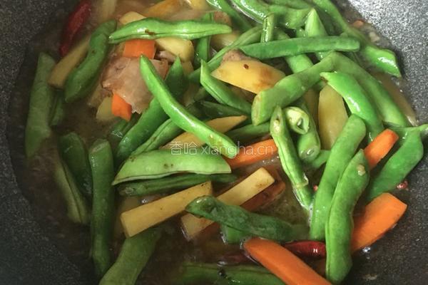 土豆焖豆角的做法图解13