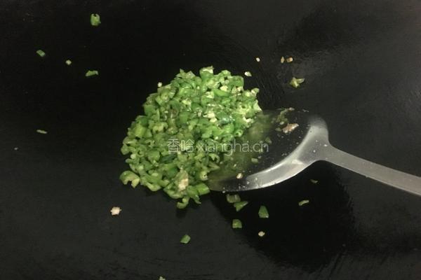 青椒炒豆腐的做法图解6