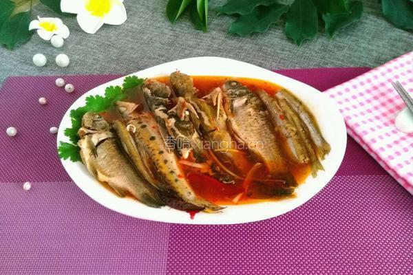杂鱼煲