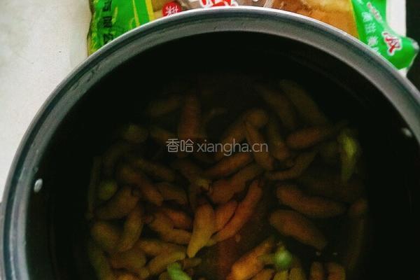 泡椒鸡爪的做法图解9