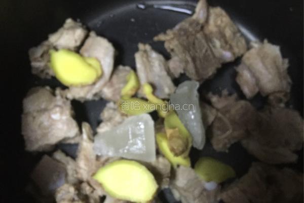 电饭锅焖排骨的做法图解3