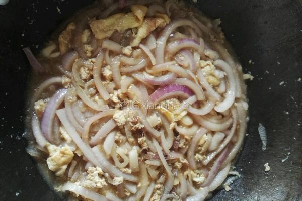 洋葱炒鸡蛋的做法图解6