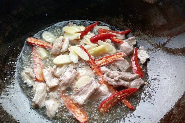 茄子干炒肉的做法图解6