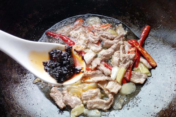 茄子干炒肉的做法图解7