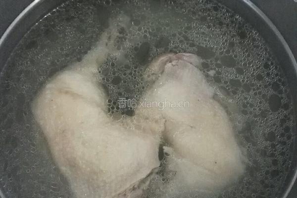 杏鲍菇鸡腿汤的做法图解4