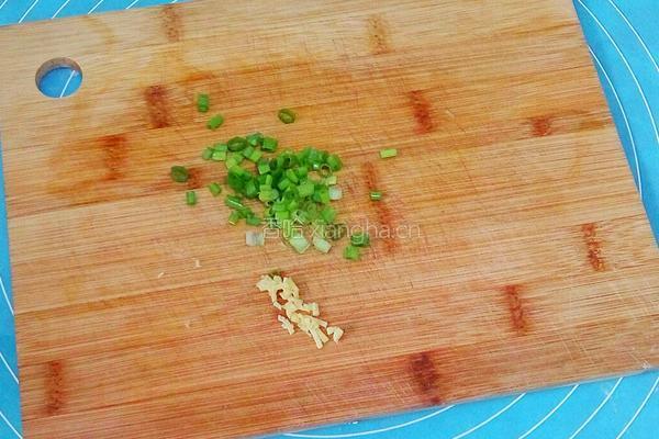 芹菜虾仁饺子的做法图解6