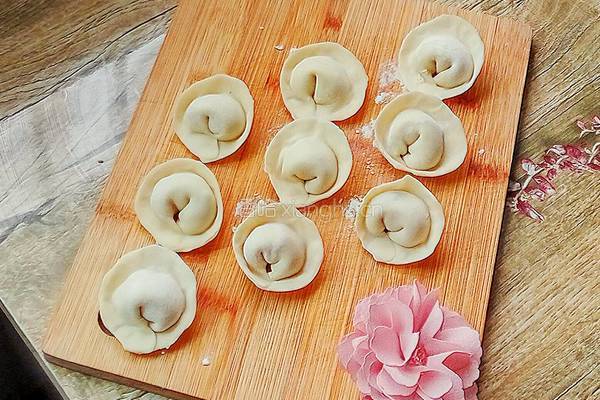 芹菜虾仁饺子的做法图解19