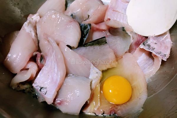 正宗四川酸菜鱼的做法图解3