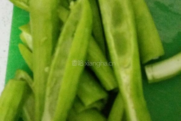 苦瓜炒金蛋的做法图解3