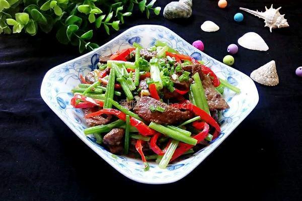 芹菜炒猪肝的做法图解10