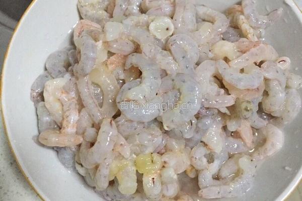 海鲜馄饨的做法图解1