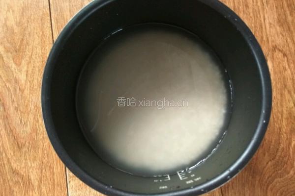 土豆豆角焖饭的做法图解1