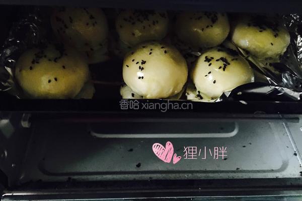 蛋黄莲蓉月饼的做法图解24