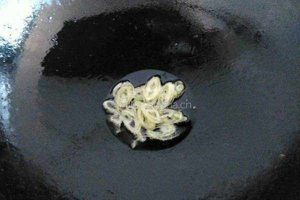 大葱木耳炒鸡蛋的做法图解5