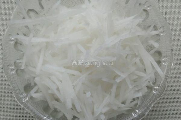 白萝卜丝煎饼的做法图解1