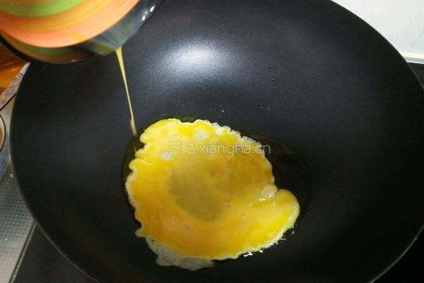 青椒鸡蛋炒饭的做法图解2