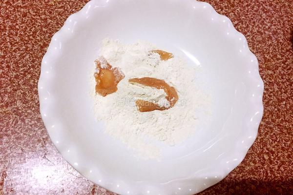 椒盐肉片的做法图解3