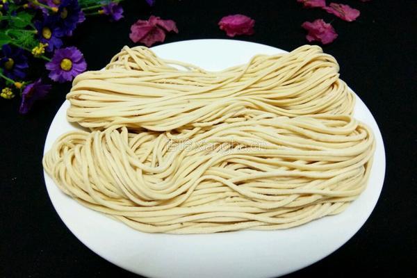 韩式豆浆面的做法图解1