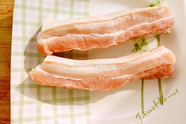 蒸红烧肉的做法图解1