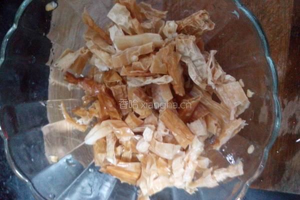 干白辣椒炒肉的做法图解3