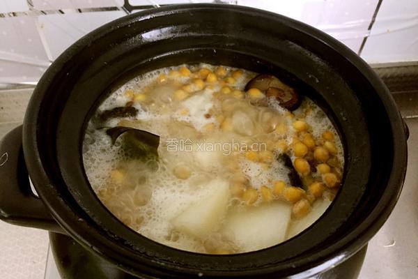 黄豆山药海带猪蹄汤的做法图解7