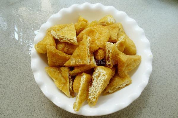 红烧三角油豆腐的做法图解2