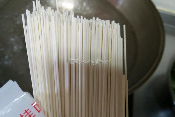 荷包蛋面条的做法图解6
