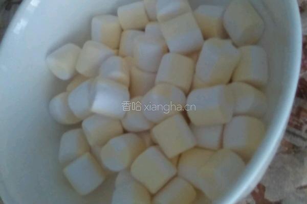 柠檬味牛扎糖的做法图解2