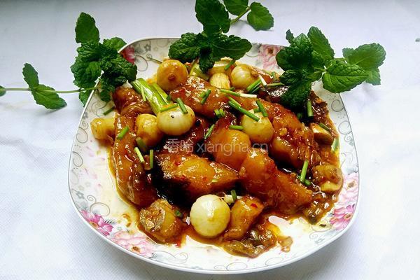 大蒜烧鲢鱼的做法图解16