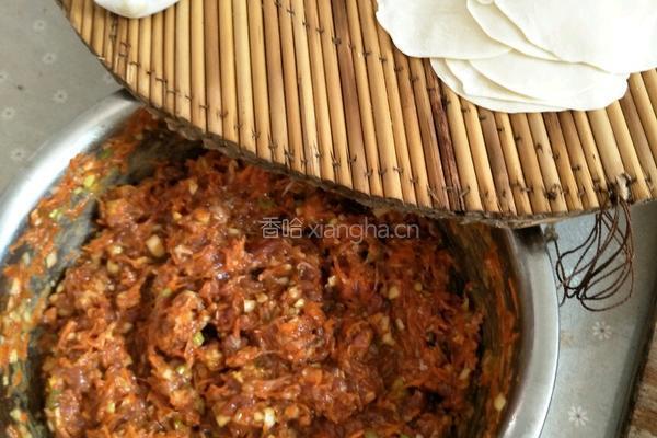 胡萝卜羊肉丸水饺的做法图解4