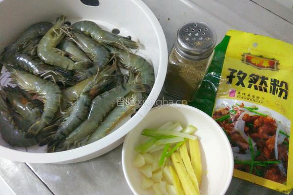 炒鲜虾的做法图解2