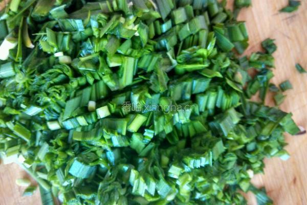 香菇胡萝卜馅饺子的做法图解4