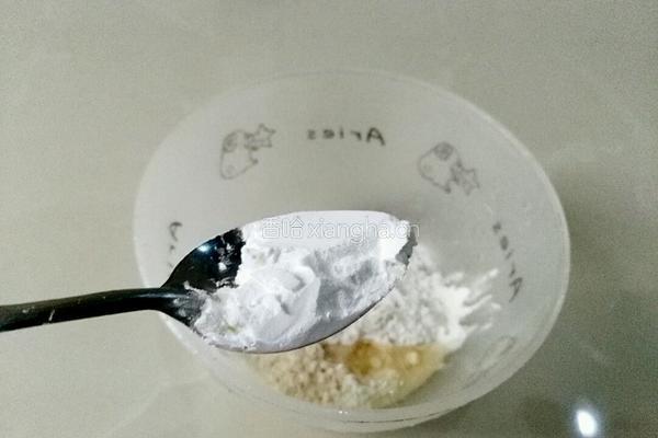 炸小银鱼的做法图解5