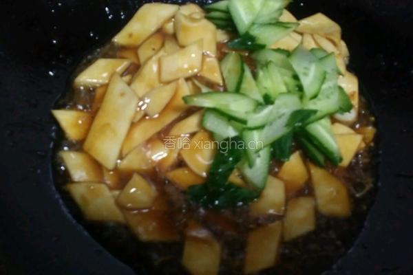 黄瓜炒杏鲍菇的做法图解9